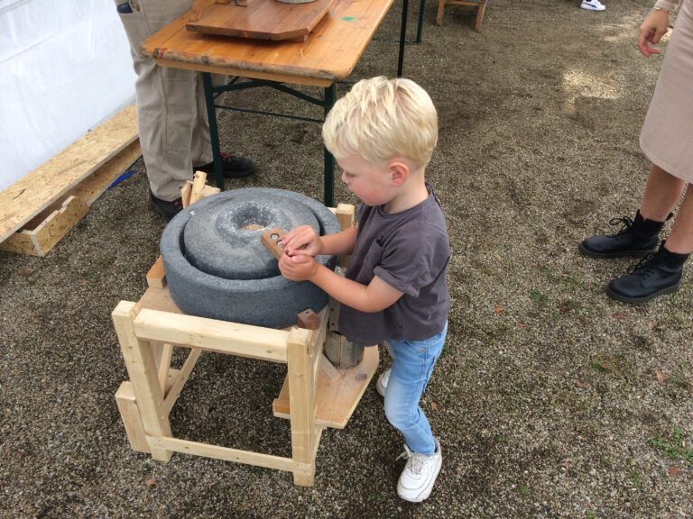 Activiteiten van het molenteam.